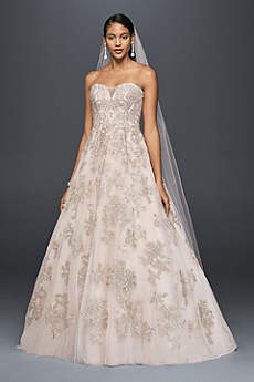 Plus Size Wedding Dresses &amp- Bridal Gowns - David&-39-s Bridal