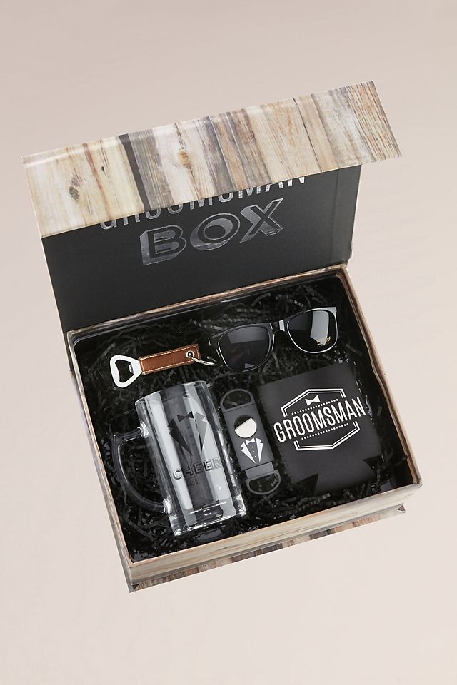 Groomsman Kit Gift Box Image 4
