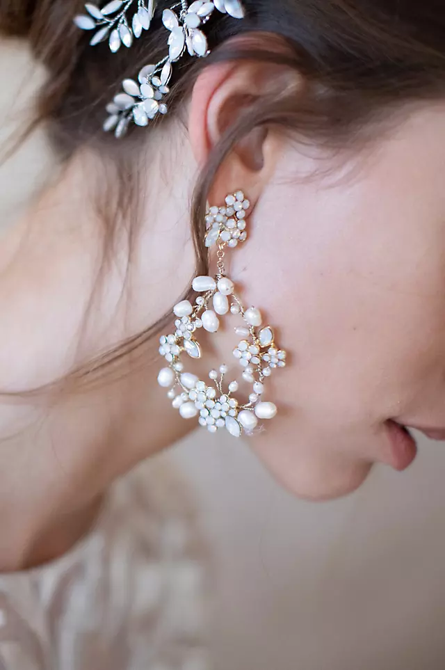 Baby's Breath Floral Pearl Earrings Image 3