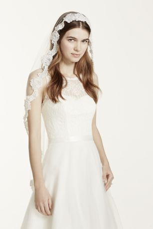  Fingertip Length Mantilla Wedding Veil with Lace Trim, Mid Length  Bridal Veil (40-42'', light ivory) : Handmade Products