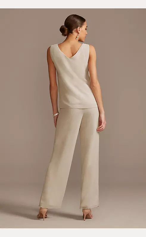 Wedding pantsuit with pants and elongated jacket with open