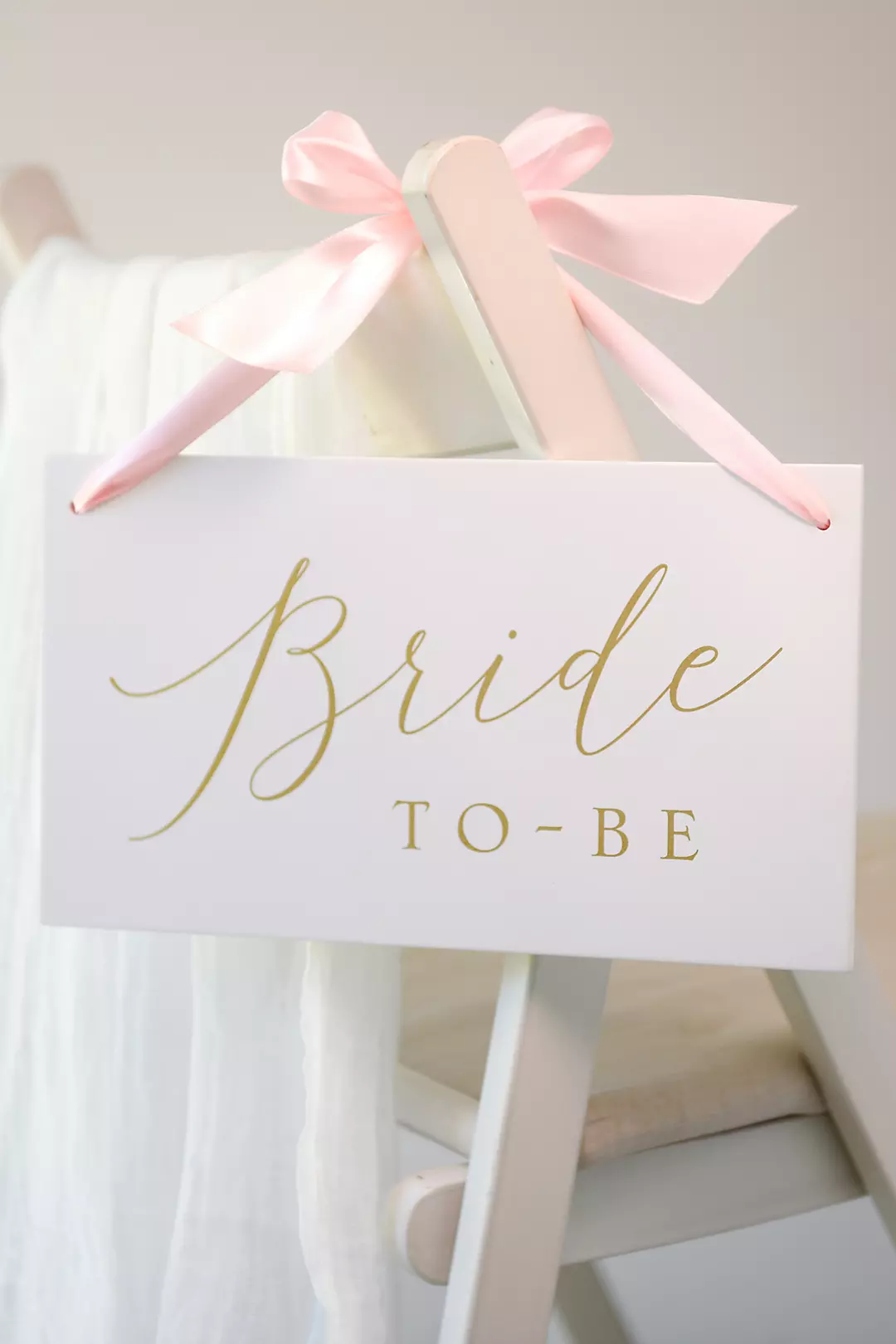 Bride To Be Wooden Sign with Ribbon Image