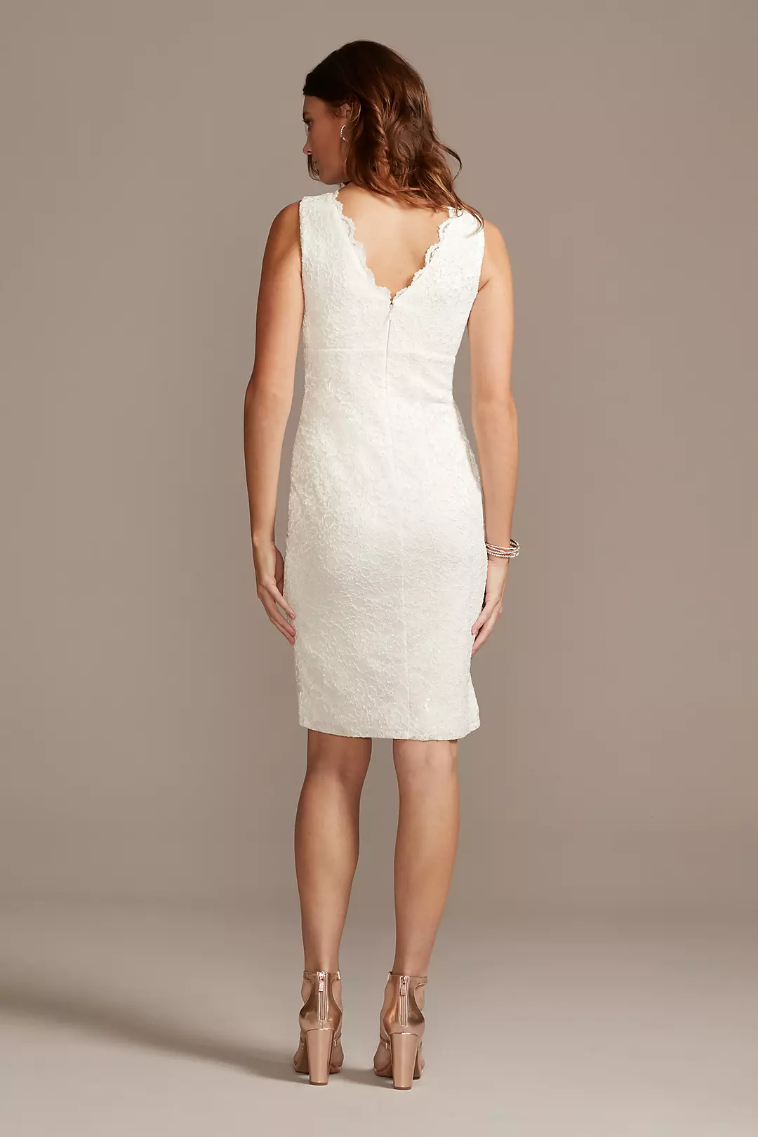 Scalloped Lace V-Neck Sheath Knee-Length Dress Image 2