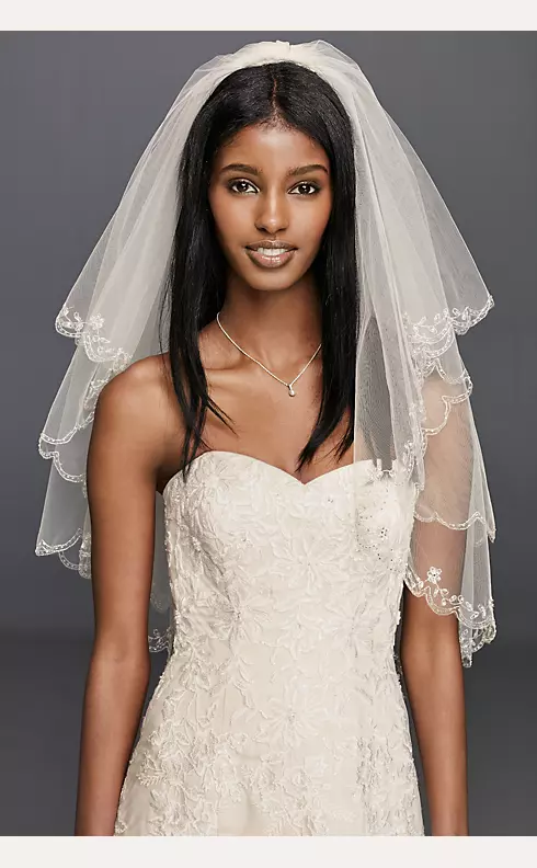 The Best Wedding Veils for Every Bridal Style  Wedding veil styles,  Fingertip length wedding veil, Veil styles