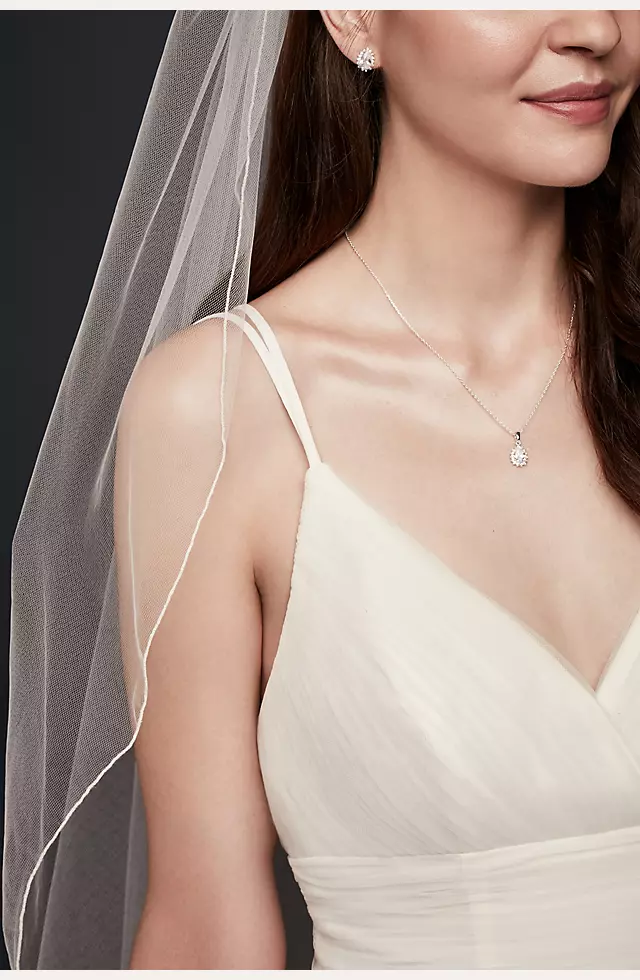 Simple Tulle Fingertip Wedding Veils with Comb Double Tiers –  BestWeddingVeil
