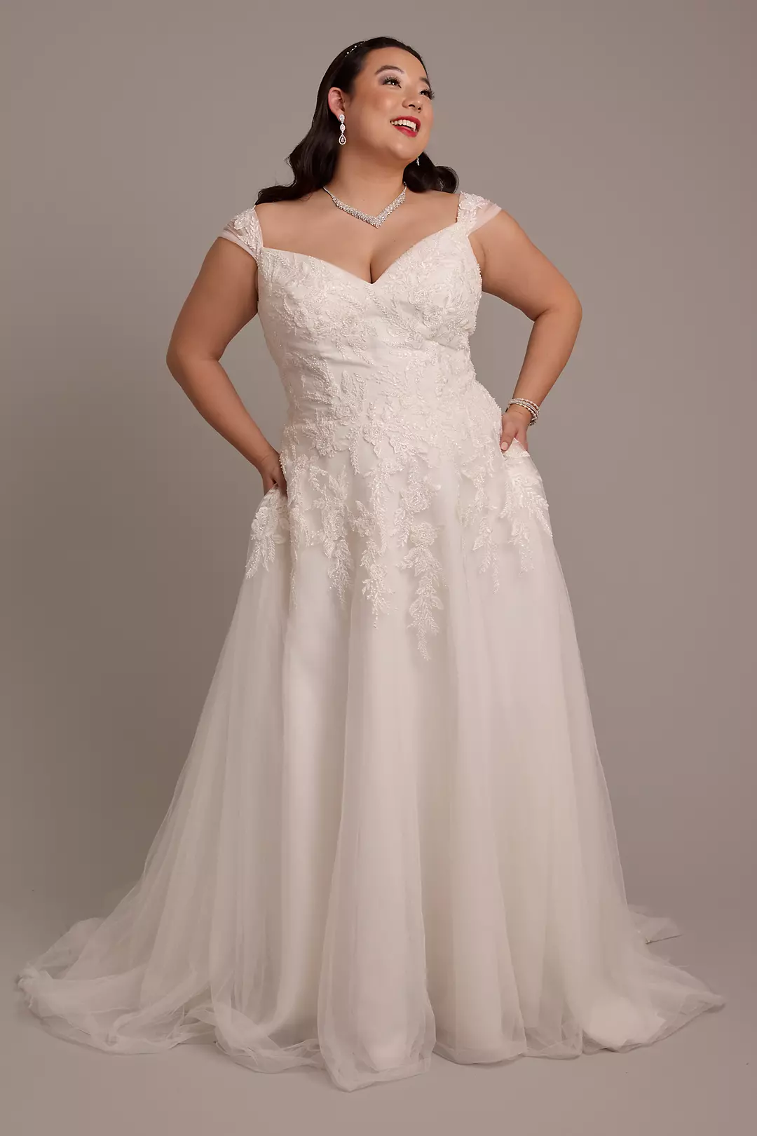 Tulle A-line Wedding Dress with Floral Appliques Image
