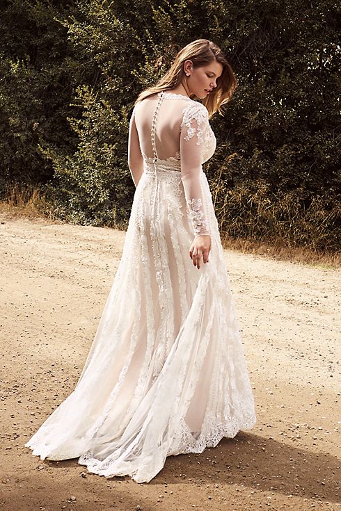As-Is Linear Lace Plus Size Wedding Dress Image 6
