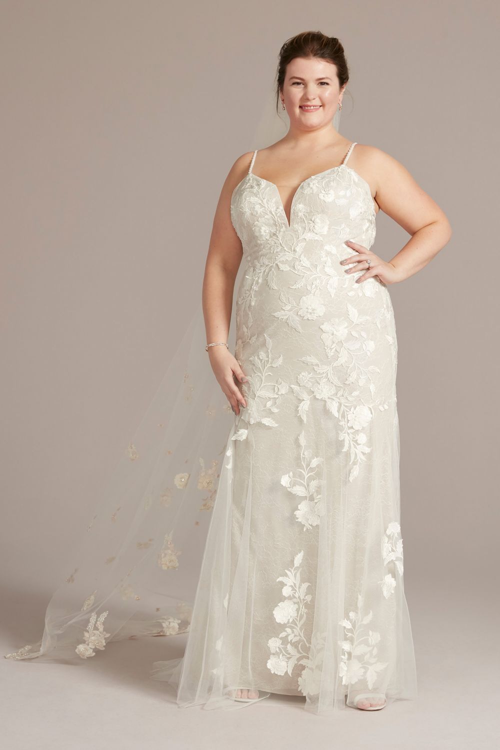 Lace Applique Tulle Mermaid Plus Size Wedding Gown