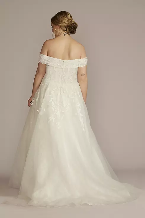 Off Shoulder Trailing Applique Tulle Wedding Dress Image 2
