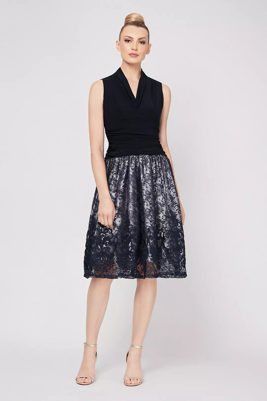 Short V-Neck Ruched Waist Dress with Lace Skirt Image