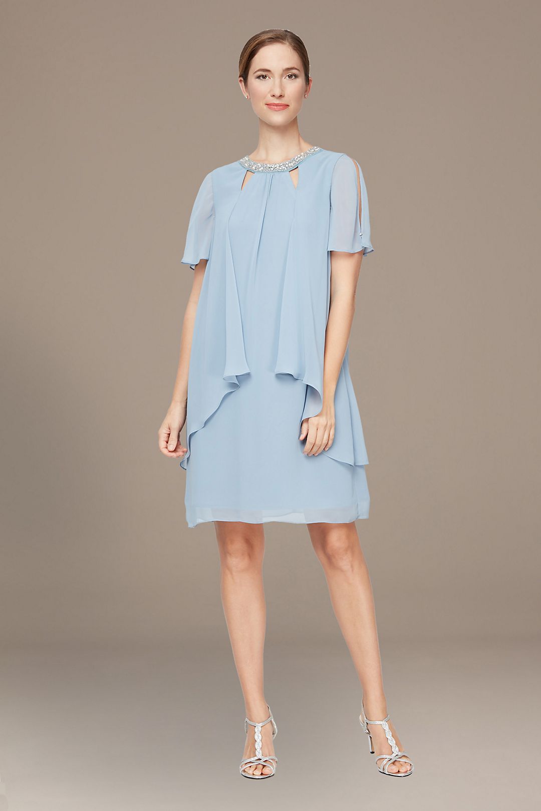 Short Sleeve Cutout Chiffon Dress with Beading Image
