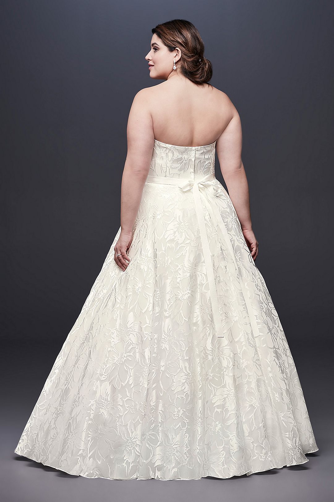 As-Is Printed A-line Plus Size Wedding Dress Image 4