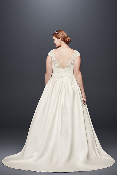 Appliqued Cap Sleeve A-Line Wedding Dress Image 2