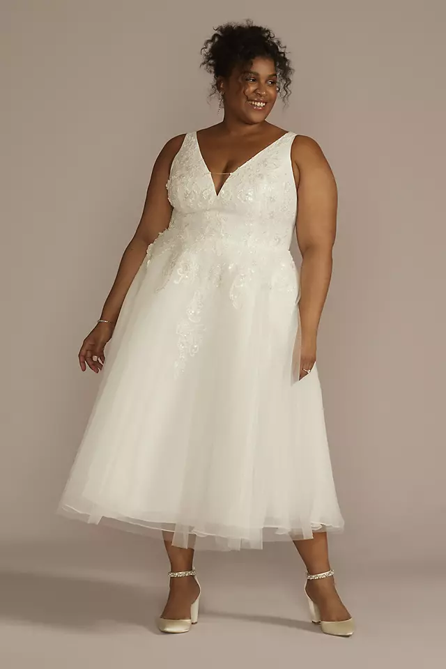Tea-Length Plunging Neckline Lace Wedding Dress Image