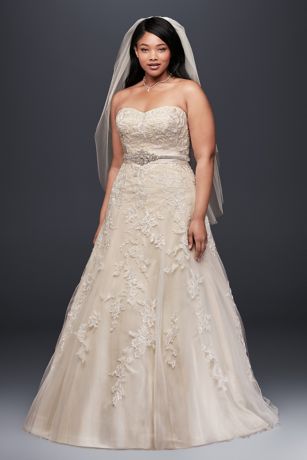 Image of wedding dress xl size