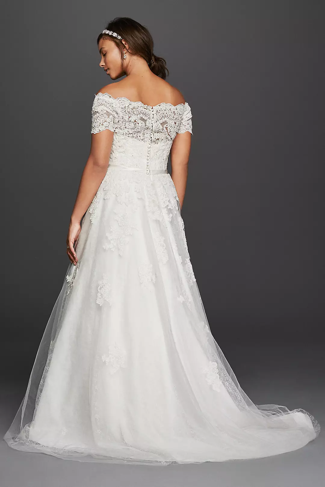 As-Is Jewel Scalloped Plus Size Wedding Dress Image 2