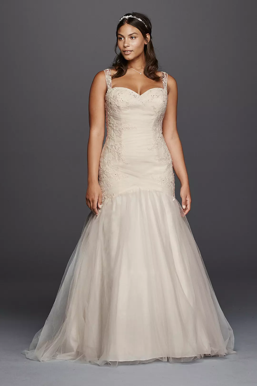 As-Is Plus Size Tulle Trumpet Wedding Dress Image