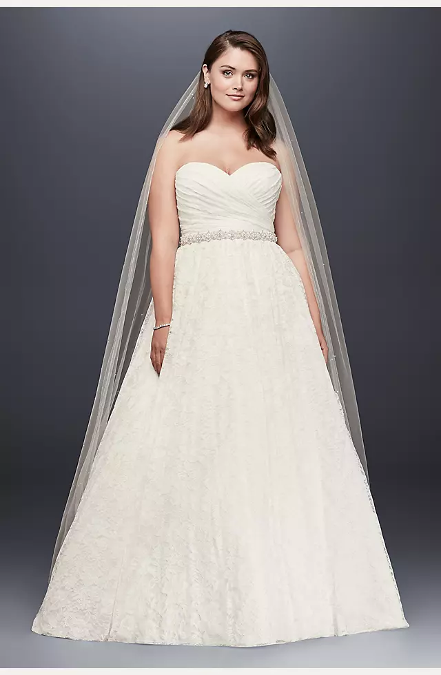 Lace Sweetheart Plus Size Ball Gown Wedding Dress Image