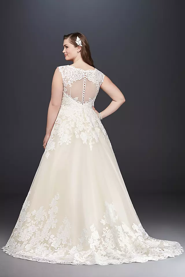 As-Is Scalloped Lace Plus Size Wedding Dress Image 2