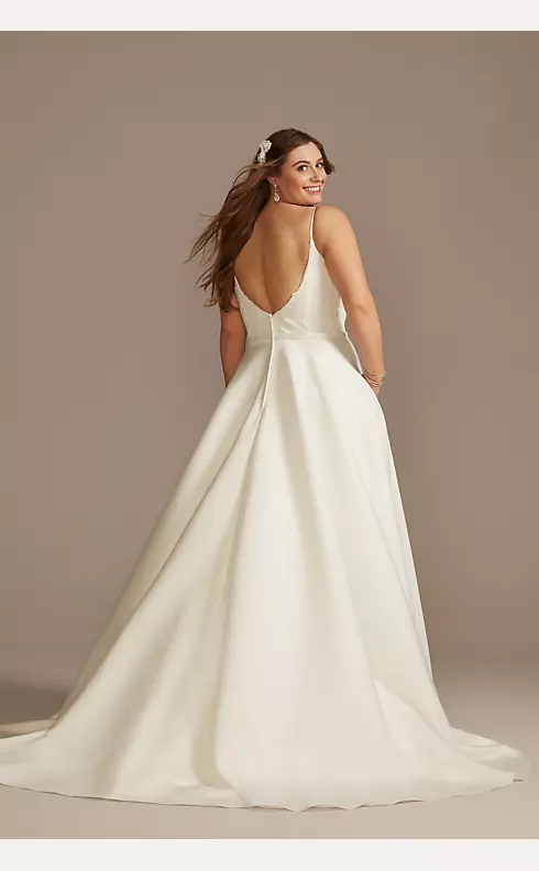 Backless Wedding Dresses: The 21 Bridal Gowns + Faqs  Backless wedding, Backless  wedding dress, Wedding dresses lace