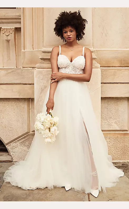 David's Bridal - Pretty under the dress essentials 💕 Book your appointment  to find the perfect pieces for under your dream dress:   Here's a guide to the best slips and shapewear