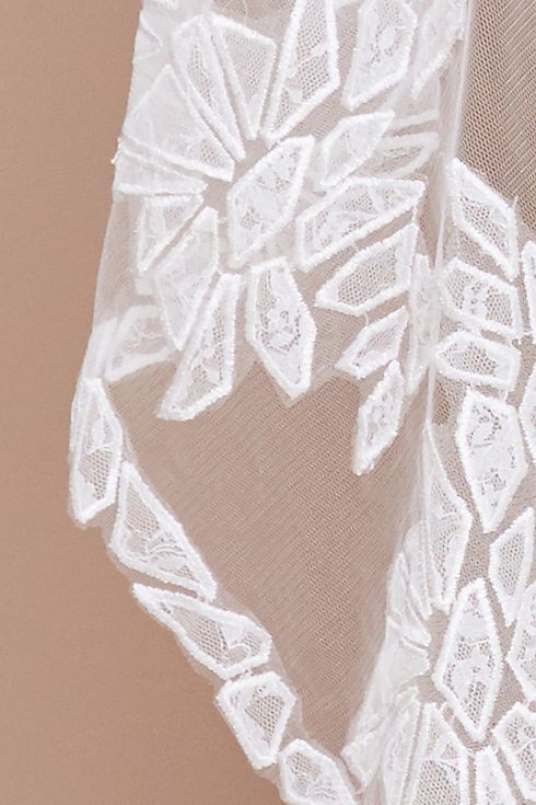 Rutter Leaf Embroidered Tulle Waltz Veil Image 3