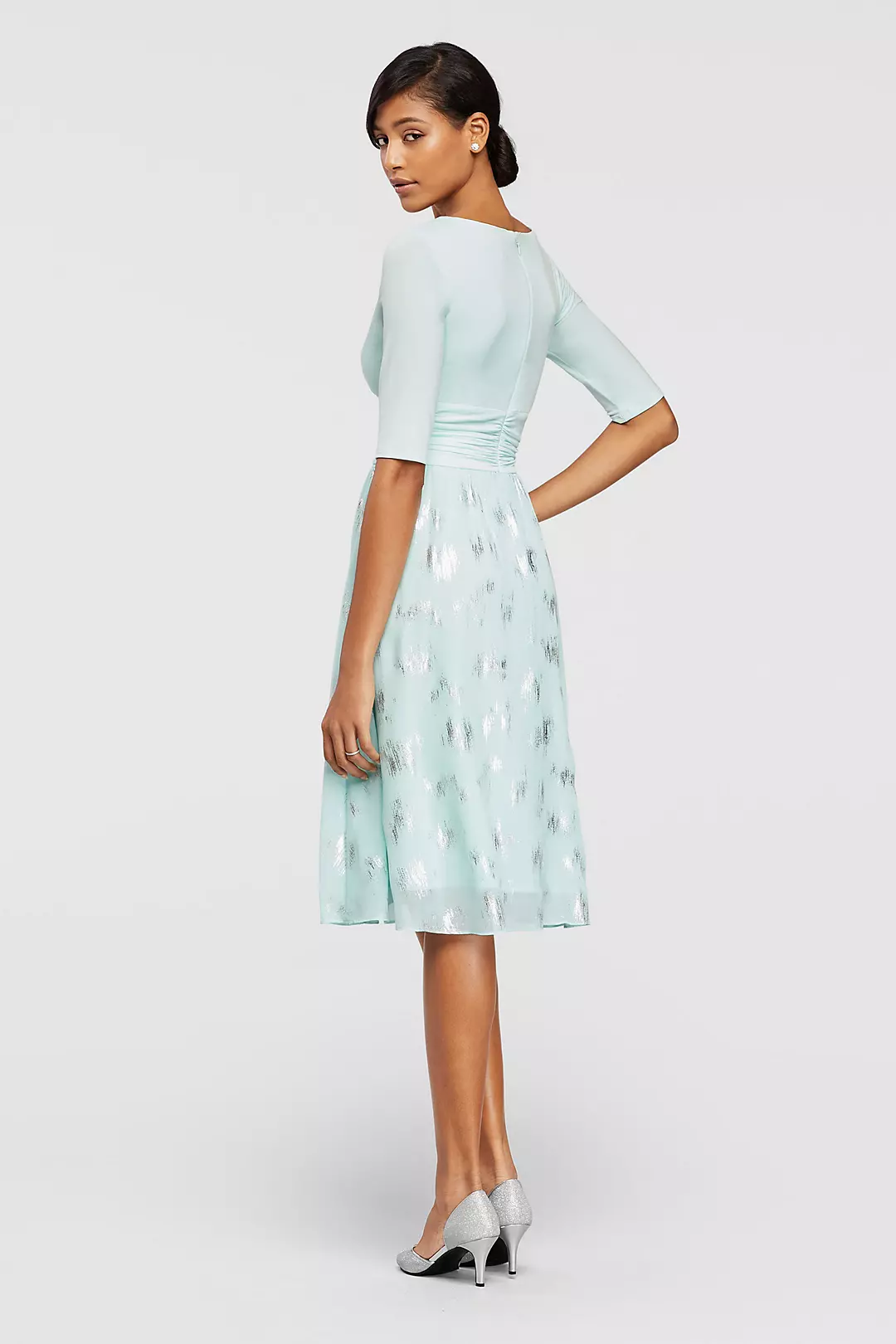 3/4 Sleeved Short Dress with Patterned Skirt Image 2