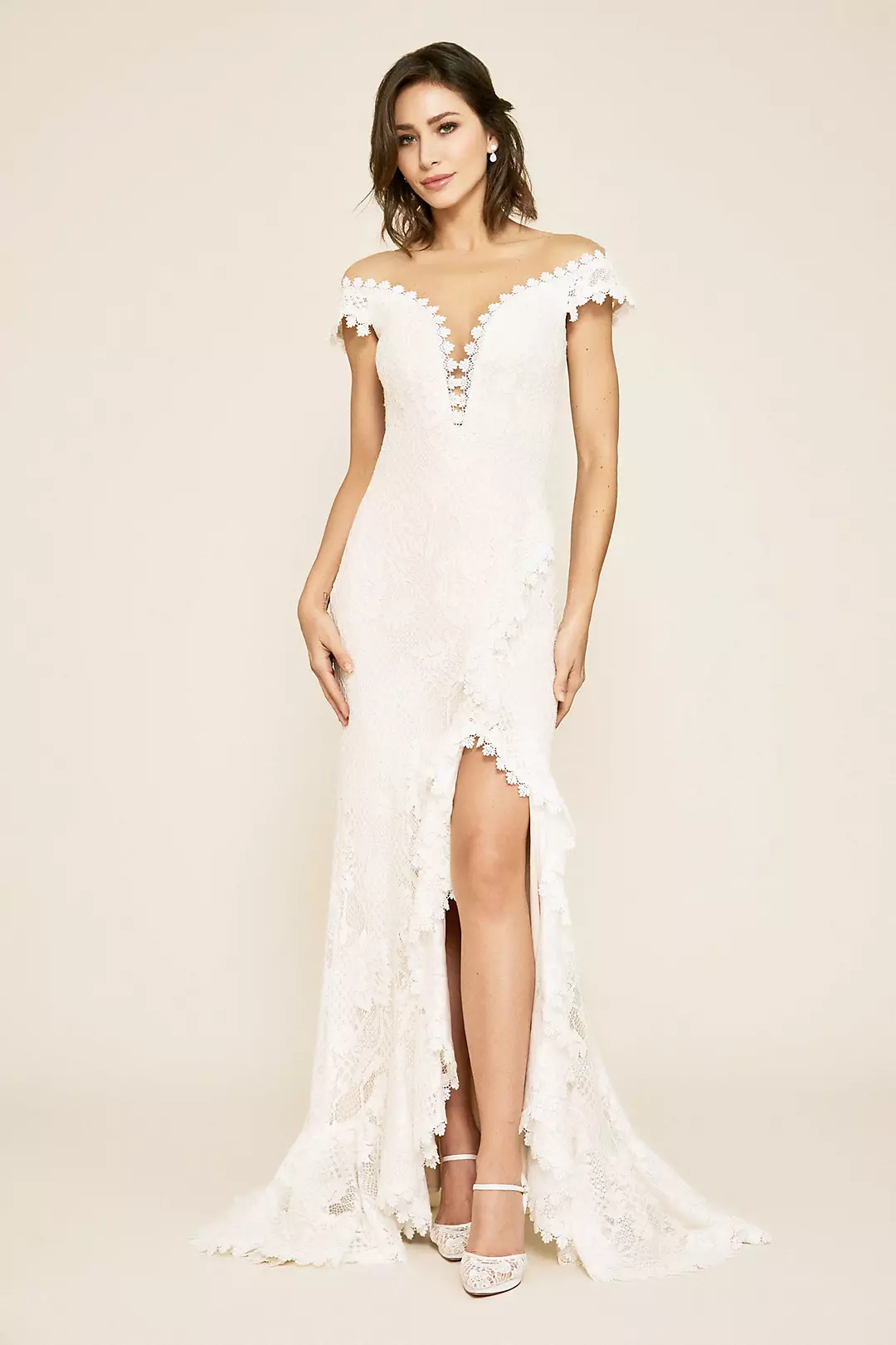 Joliet Ruffle Slit Lace Sheath Wedding Dress Image