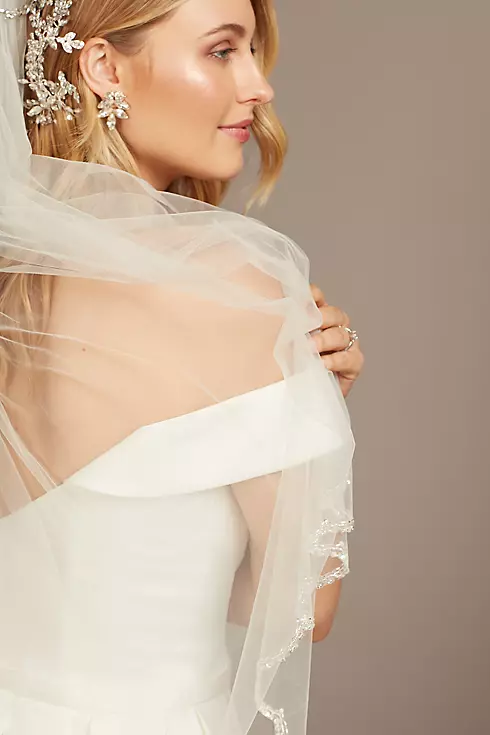 Mid-Length Veil with Encrusted Scallop Edge Image 4