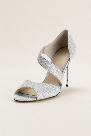 Paradox London Francis Wide Fit Low Heel Shoe - Silver - Silver / 4 |  Wedding shoes heels, Silver closed toe heels, Prom shoes silver
