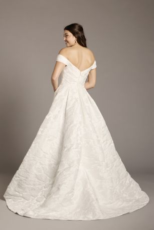 Off-the-Shoulder Jacquard Ball Gown Wedding Dress