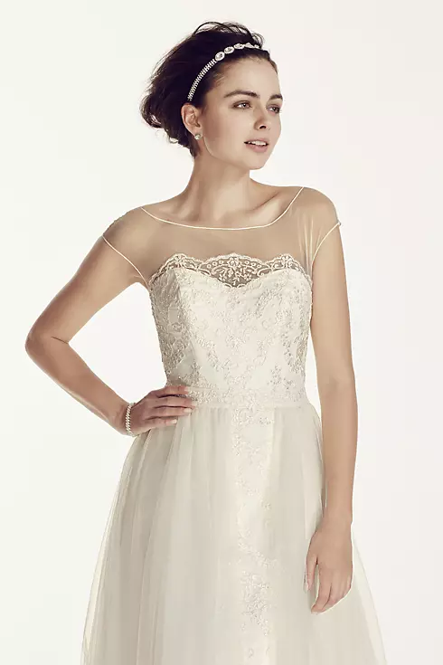 As-Is Cap Sleeve Tulle A-line Wedding Dress Image 3