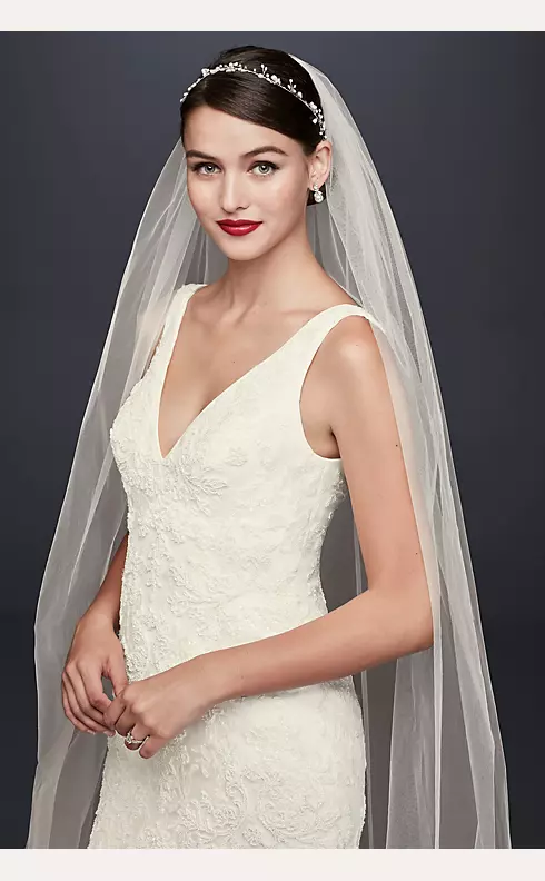 Pearl-Beaded V-Neck Mermaid Wedding Dress Image 3