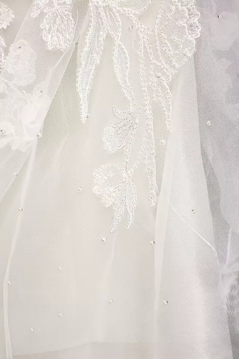 Pearl-Detailed Lace Mermaid Wedding Dress Image 4