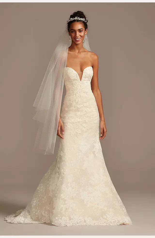 Scalloped Lace Removable Bow Train Wedding Dress Image 2