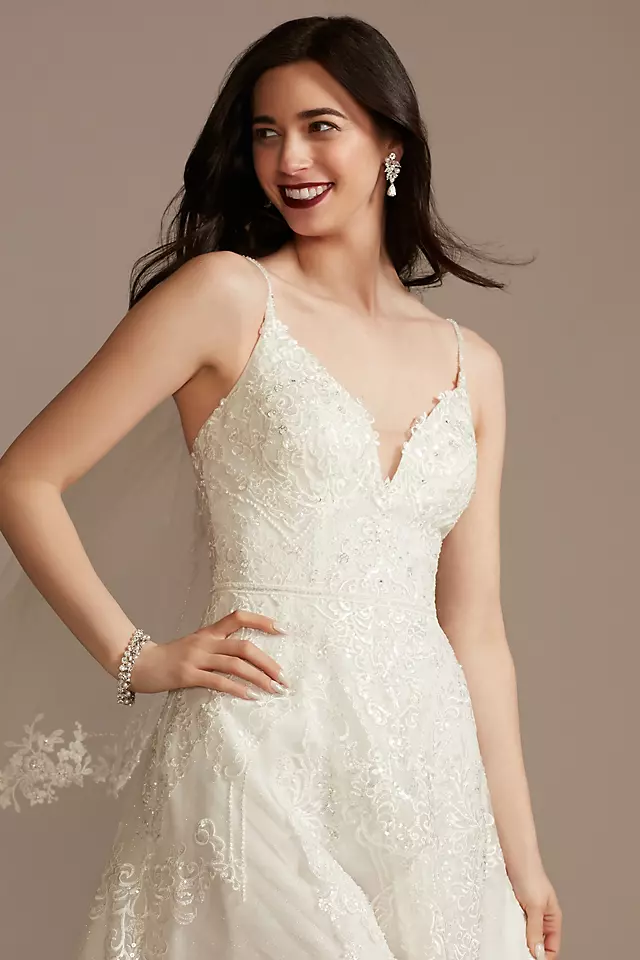 Lace Applique Tulle Wedding Dress Image 3