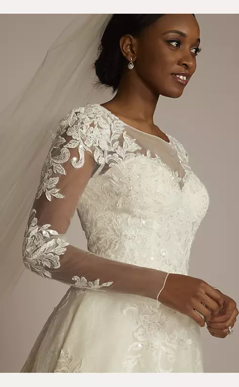 Sample Sale  Illusion Neck Cap Sleeve Lace Wedding Dress