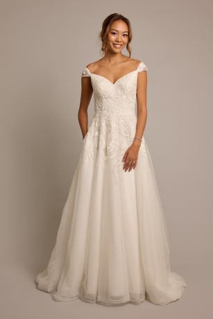 David s Bridal Oleg Cassini Wedding Dress