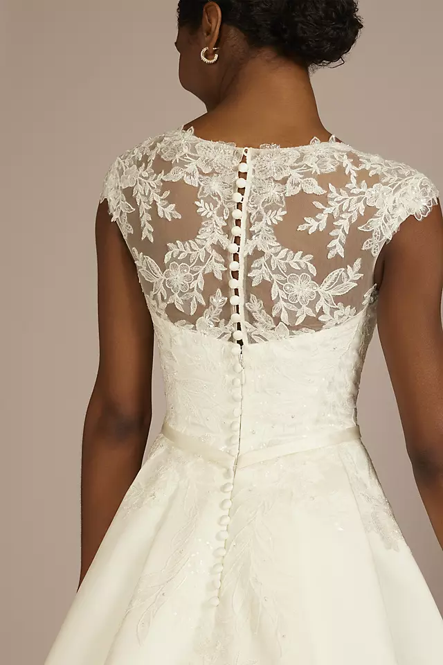 Lace Applique Cap Sleeve Satin Wedding Dress Image 4