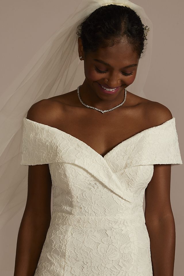 Cuffed Off-the-Shoulder Lace Sheath Gown Image 3