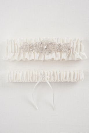 Bridal Garters & Wedding Garter Sets in All Sizes | David's Bridal