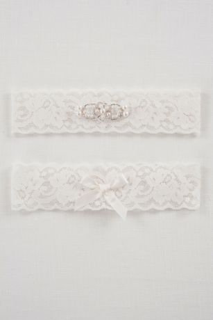 Bridal Garters & Wedding Garter Sets in All Sizes | David's Bridal