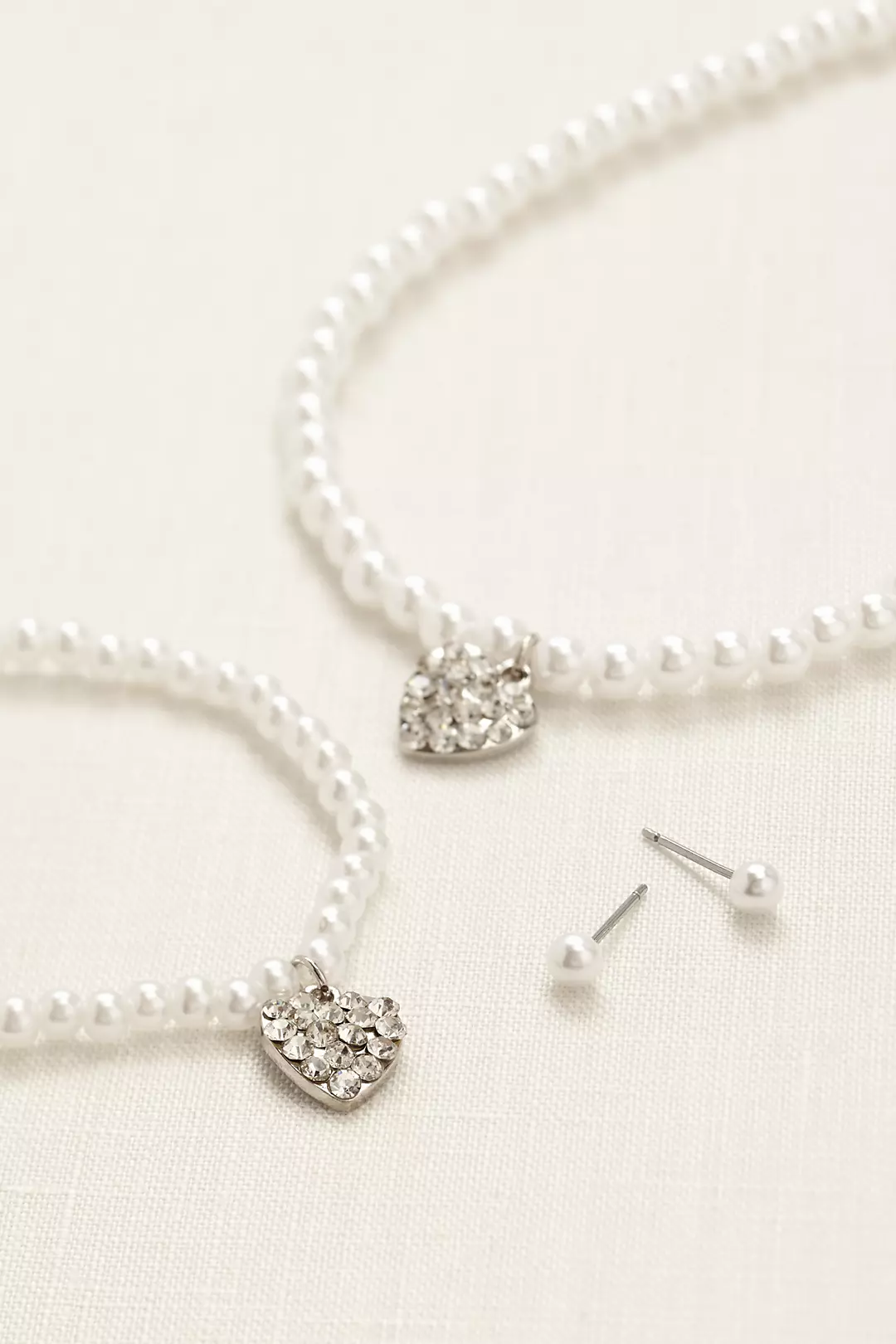 FG Pearl Heart Earring Bracelet and Necklace Set Image