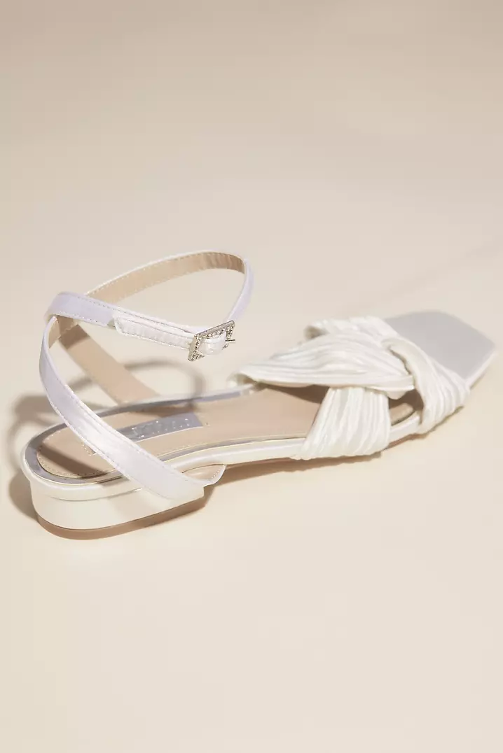 Dolly White Shoes (4) Dolly White Shoes (4)