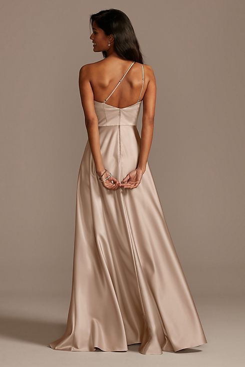 What Is An A-line Bridesmaid Dress?