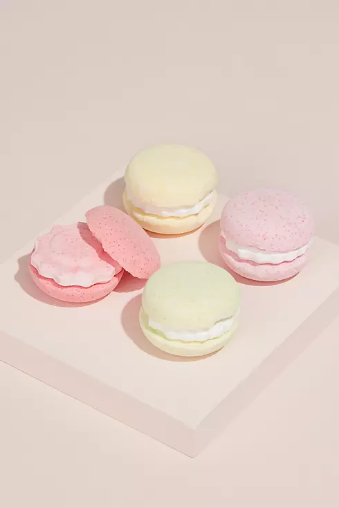 Vanilla Scented Macaron Bath Fizzies Set Image 2