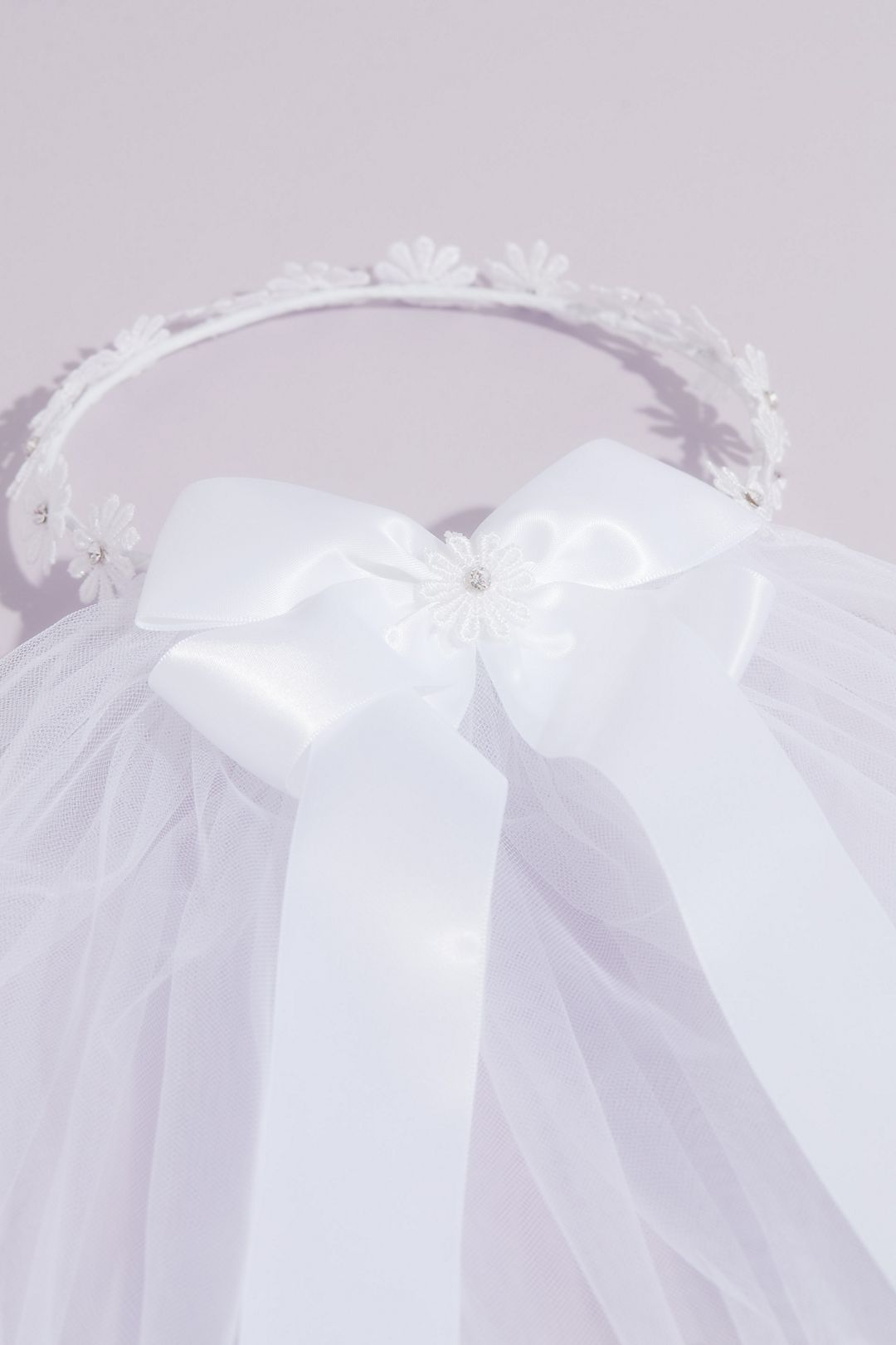 Daisy Chain Two Tier Communion Veil with Bow Image 2