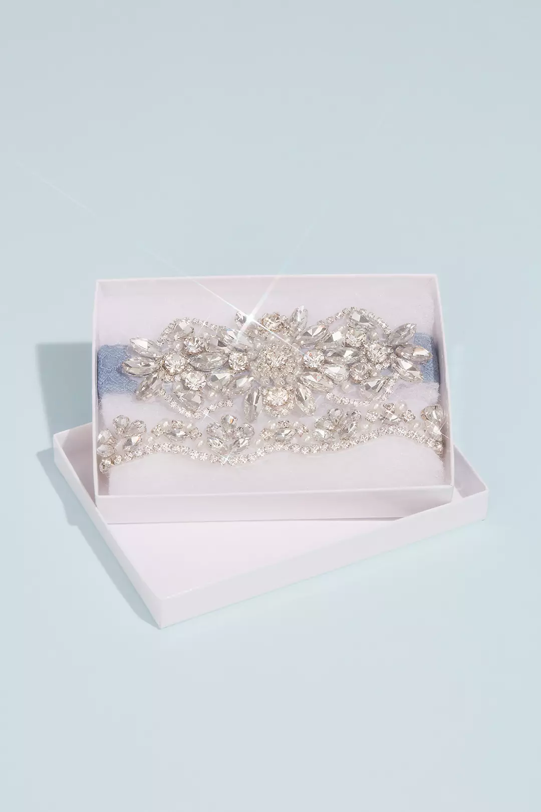 Pearl and Crystal Medallion Garter Set Image