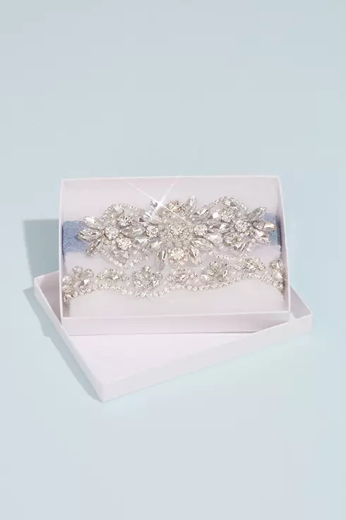 Pearl and Crystal Medallion Garter Set Image 1