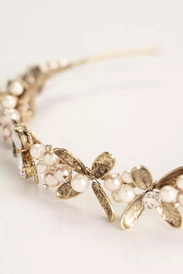 Leaf Headband with Pearls Image